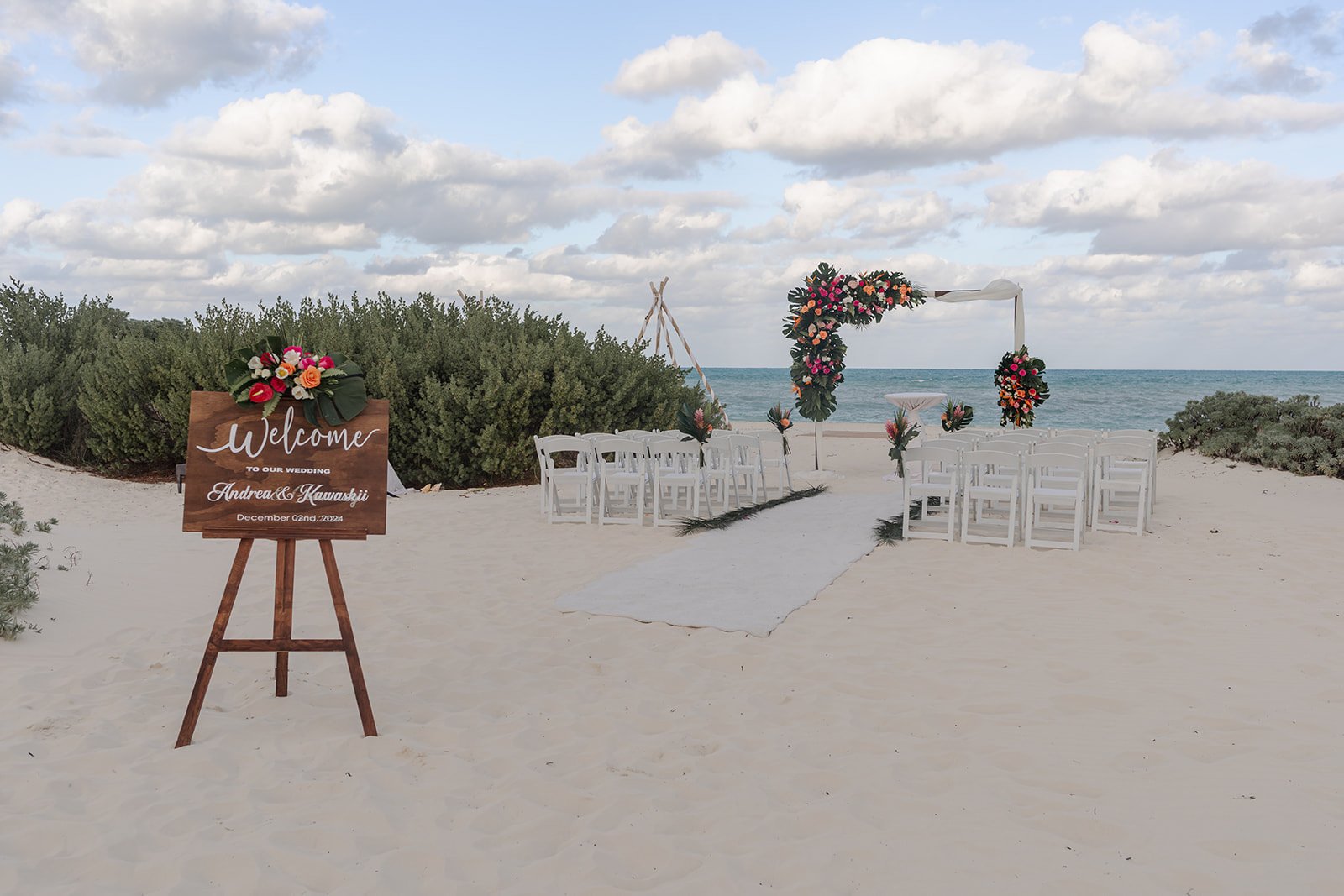 Real Sunlover Weddings: Secrets Playa Mujeres