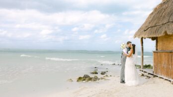 Real Sunlover Weddings: Dreams Sands (Mexico)