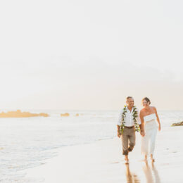 How to Write the Perfect Destination Wedding Announcement: Tips for Wording & Etiquette