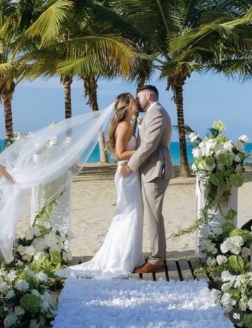 Secrets Playa Esmeralda destination wedding on the beach